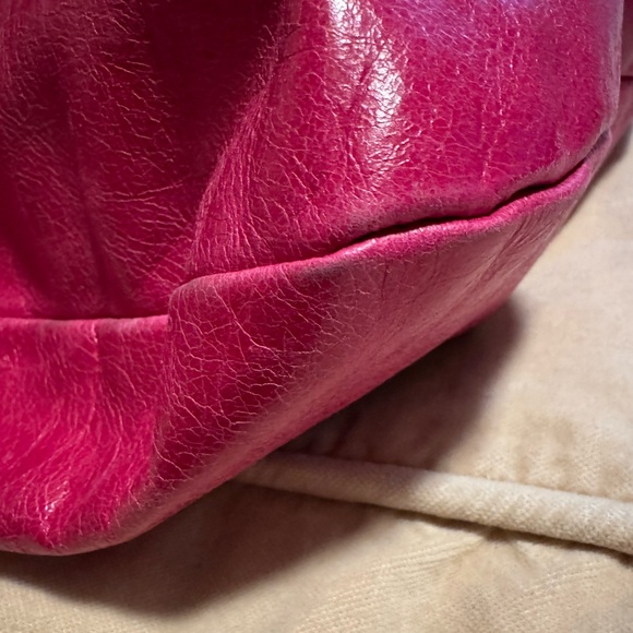 Hobo International Shoulder bag. Rich raspberry color! - Picture 8 of 11